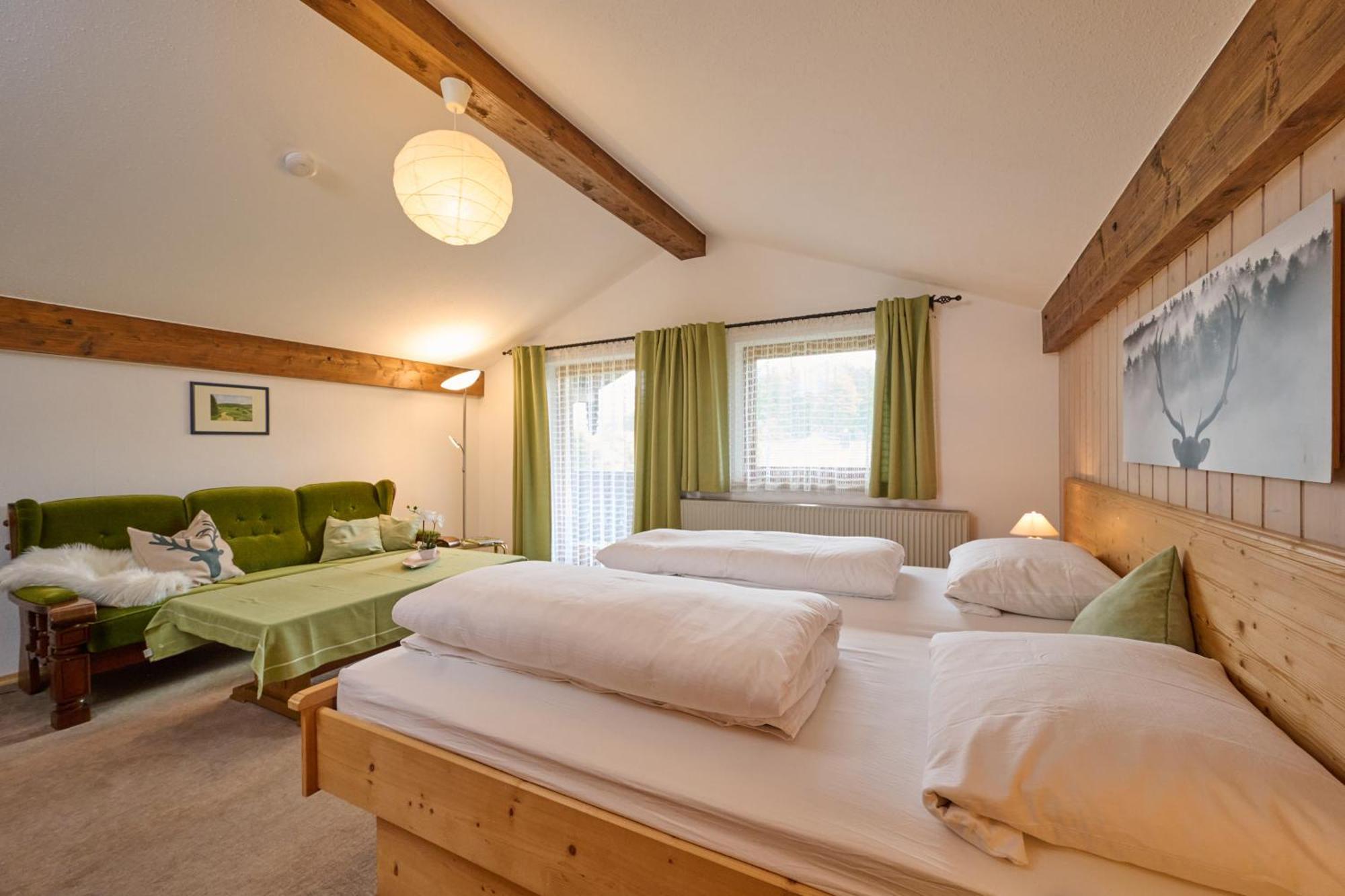 Gaestehaus Weissenbacher-Ferienwohnungen Marquartstein Exteriér fotografie