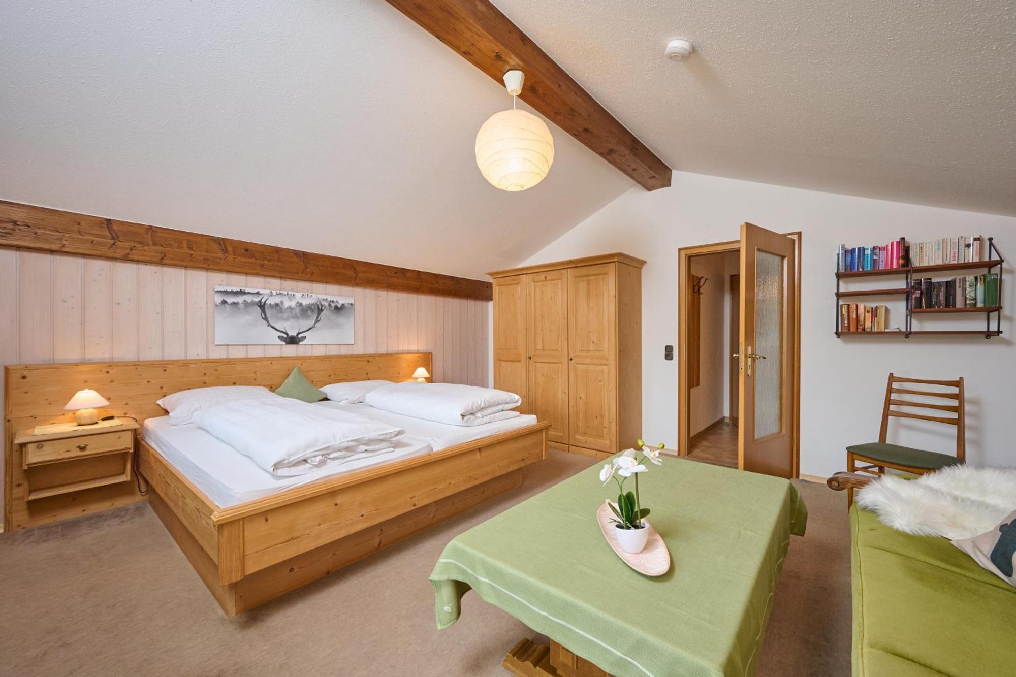 Gaestehaus Weissenbacher-Ferienwohnungen Marquartstein Exteriér fotografie