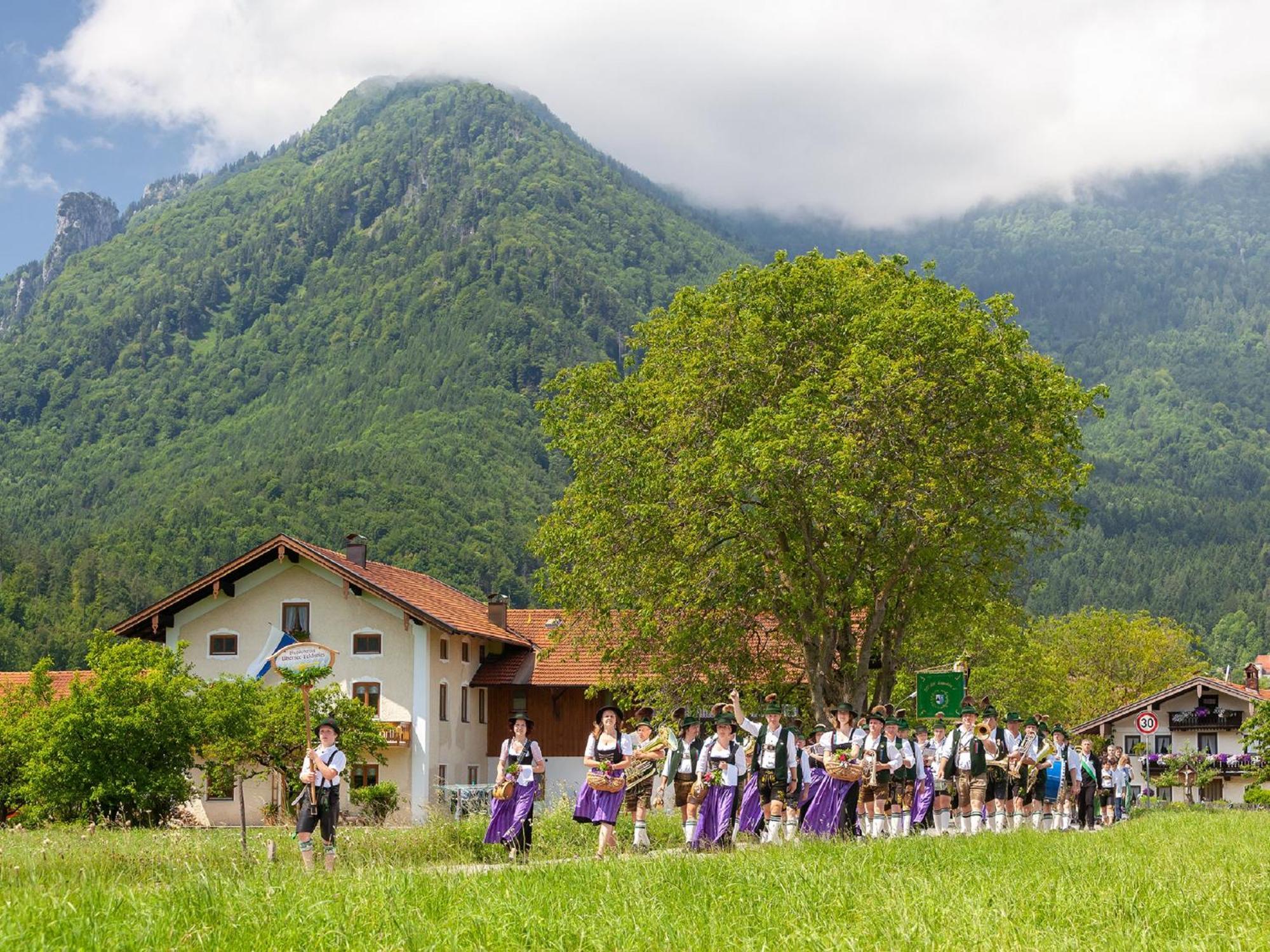 Gaestehaus Weissenbacher-Ferienwohnungen Marquartstein Exteriér fotografie