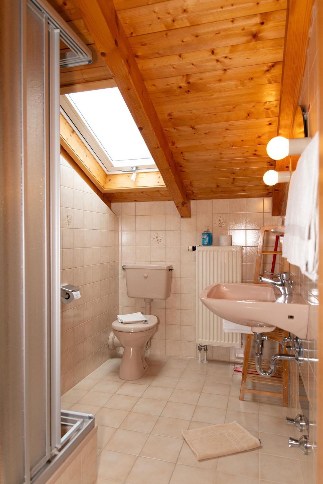 Gaestehaus Weissenbacher-Ferienwohnungen Marquartstein Exteriér fotografie